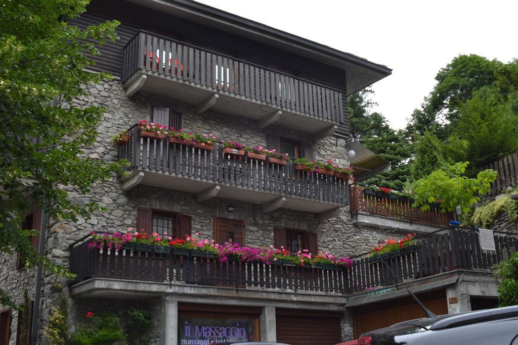 Maison Du Tata Antey-Saint-Andre Ngoại thất bức ảnh